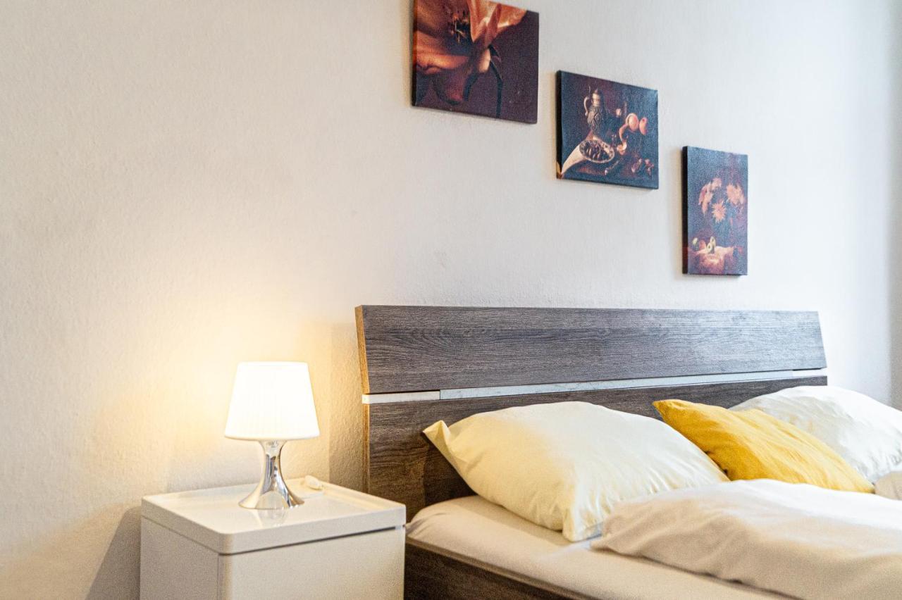 Comfy 2Br- Apartment Near Wiener Stadthalle Buitenkant foto