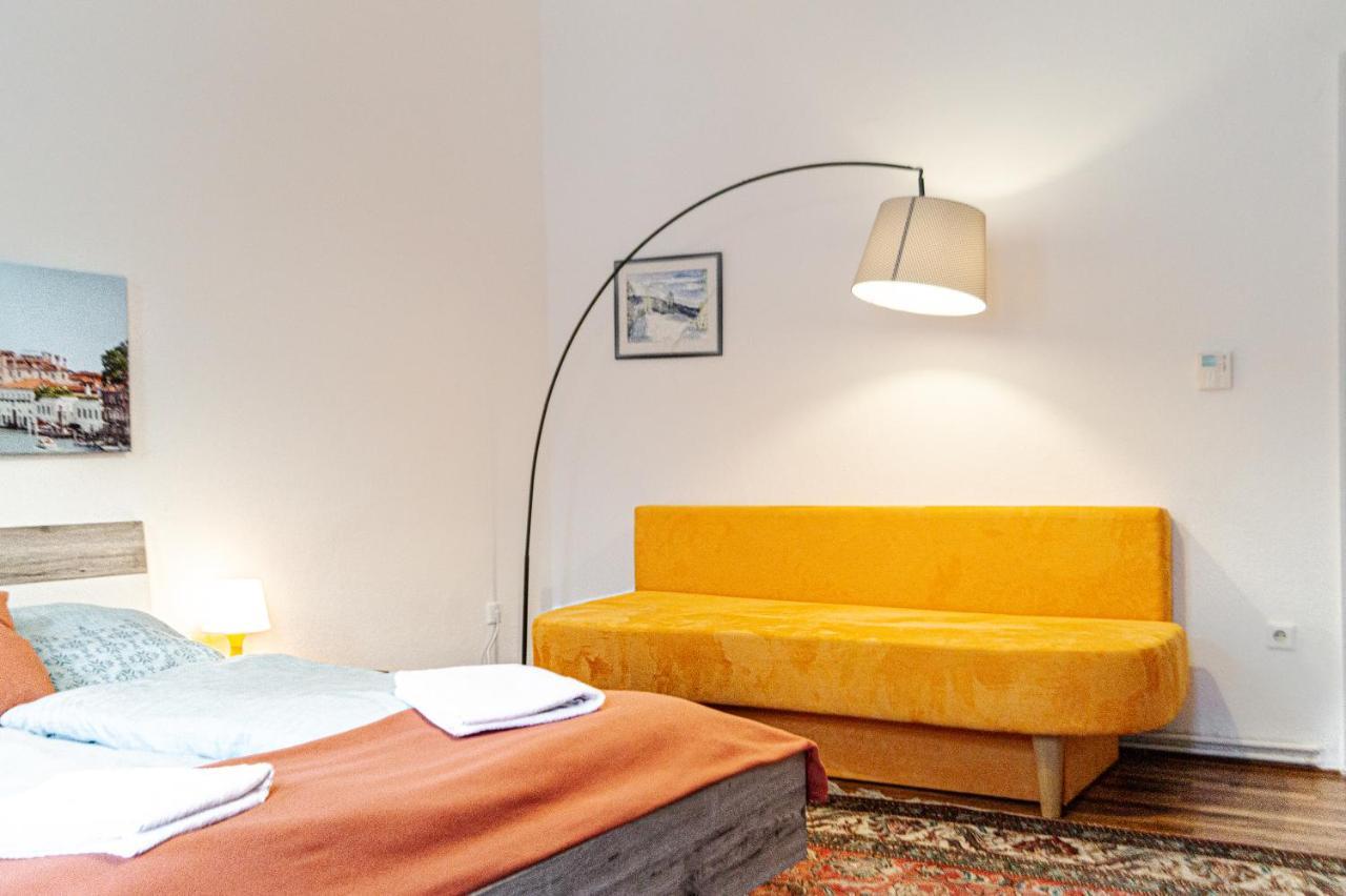 Comfy 2Br- Apartment Near Wiener Stadthalle Buitenkant foto
