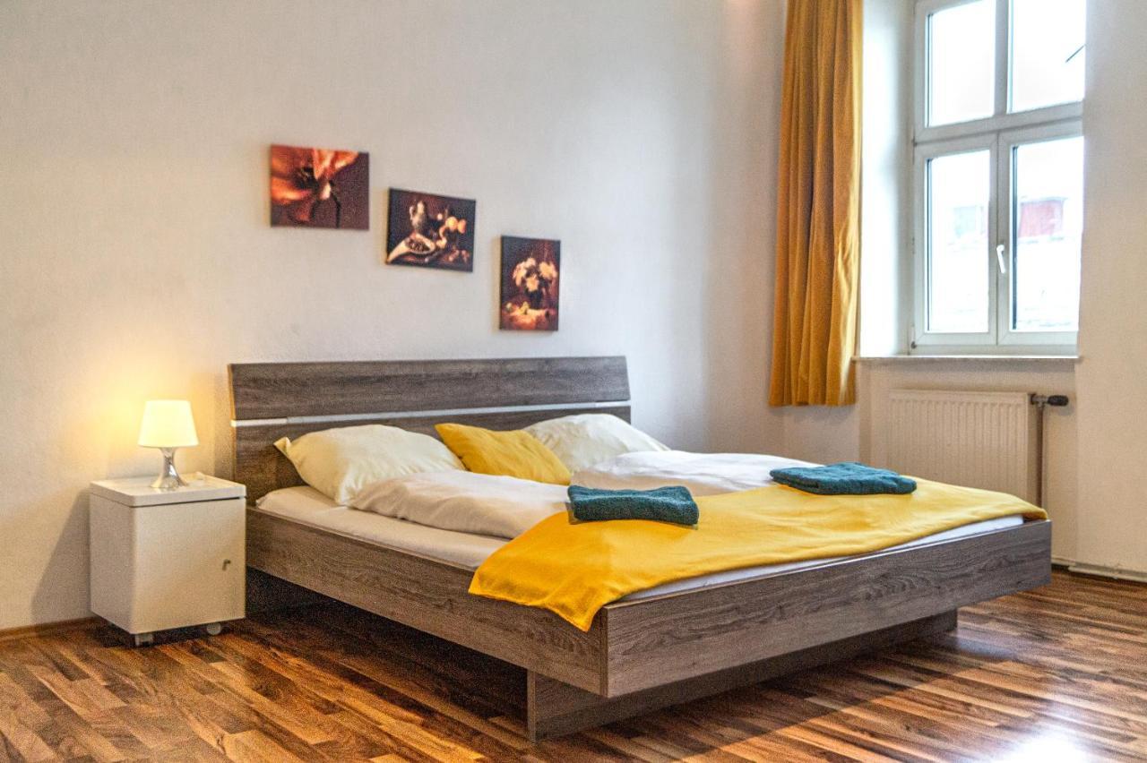 Comfy 2Br- Apartment Near Wiener Stadthalle Buitenkant foto